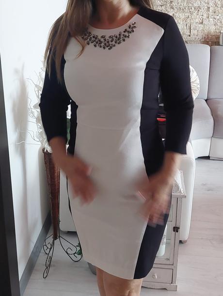 Šaty s kamienkami 38, reserved,38