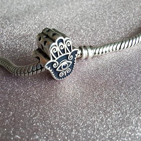 Prívesok fatimina ruka, 