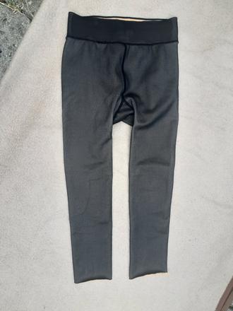 Zateplene hunate legíny na zimu, s