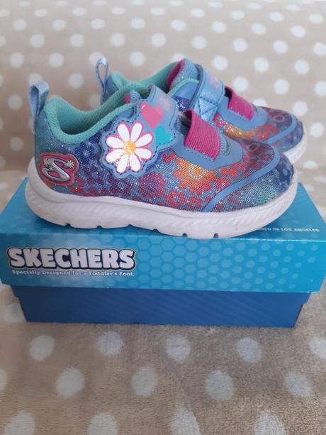 Veselé skechersky, skechers,21