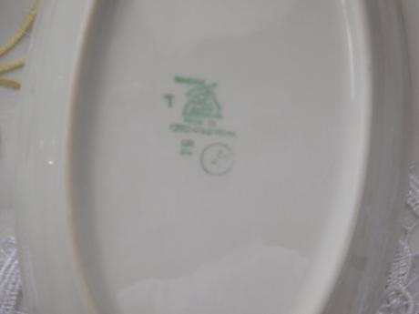 Čechoslovákia značený porcelán taniere+omáčkovník., 