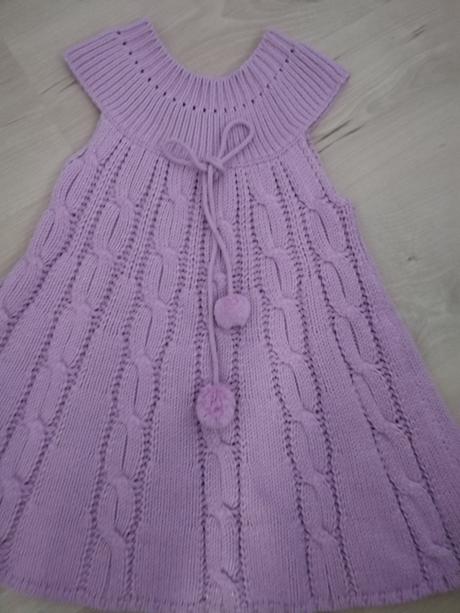 Úžasné svetrikove šaty, top stav 116 až 134,