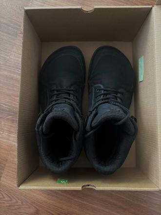 Arcticedge- all black, be lenka,39