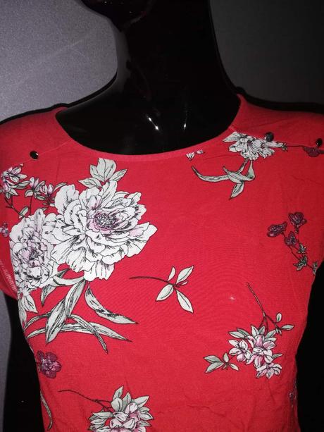 Červený kvetinový top, f&f,40