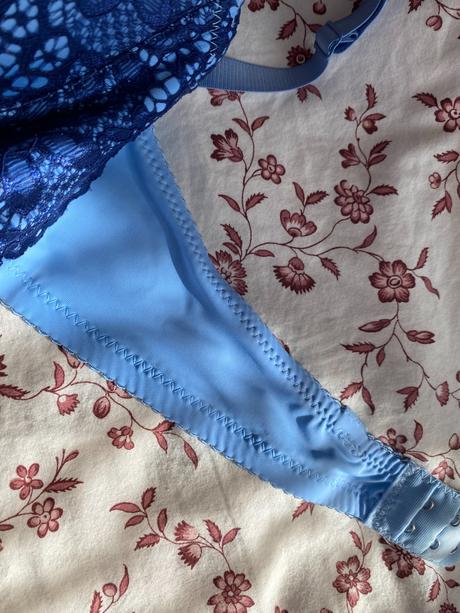 Podprsenka s výstužou, 75d