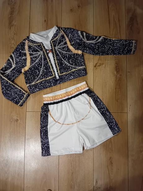 Kostym k pop hunter demons, 