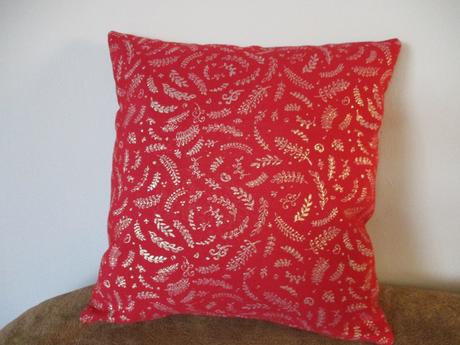 Vianočná obliečka so zlatým lurexom, 