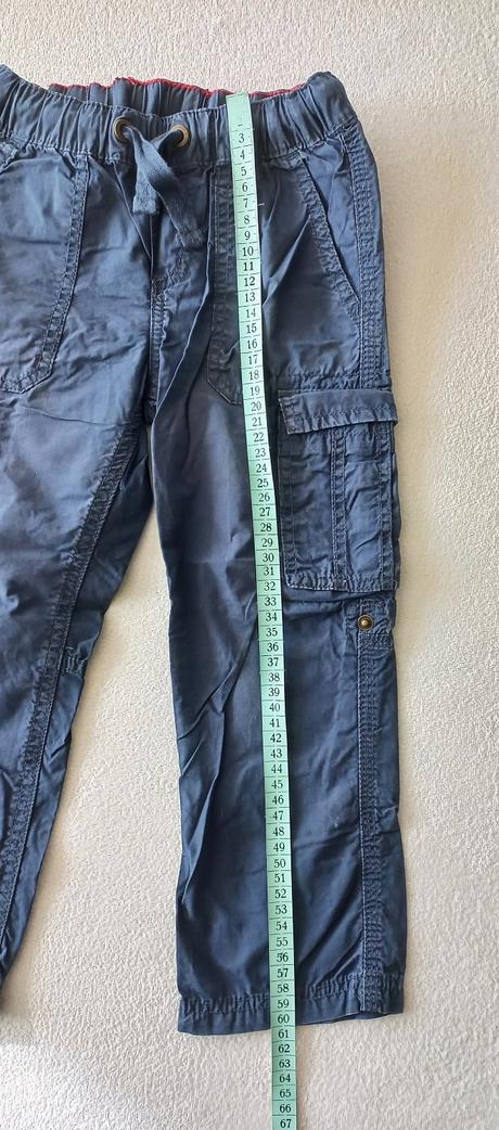 Tenké nohavice, lupilu,110