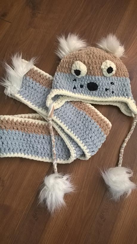 Zimný set čiapky a nákrčníku, 98