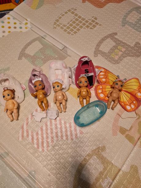 Baby born stromovy strom s baby born mini babikami, 