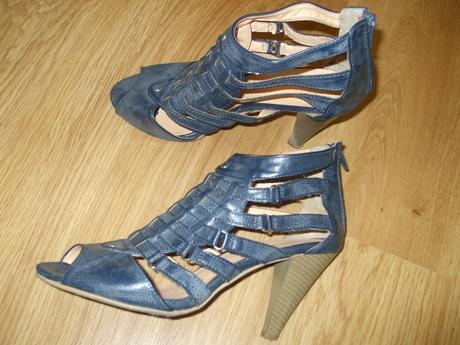 Modre sandalky, f&f,40