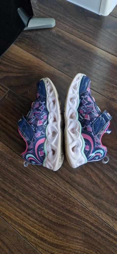 Tenisky skechers s lights heart vel. 26, skechers,26