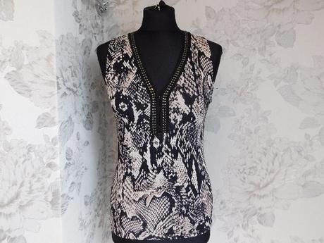 Luxusny pekny top, 36