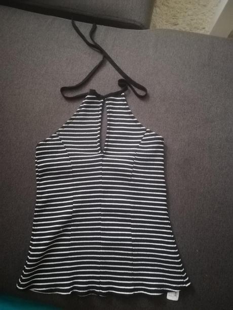 Tricko s viazanim okolo krku, gate,s