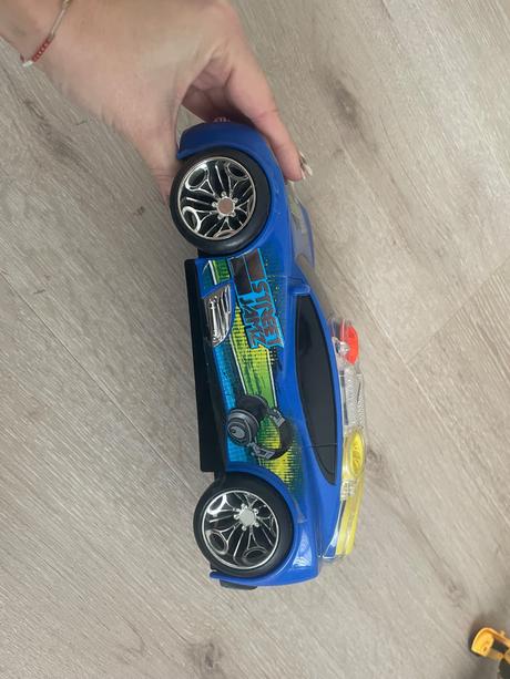 Auticko- svetelne s zvukove efekty, 