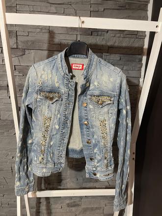 Met bunda v.s, met,s