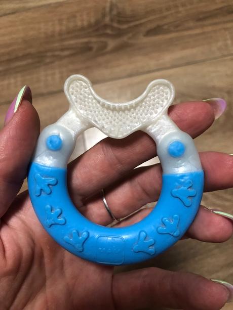 Prvé detské zubné kefky, 