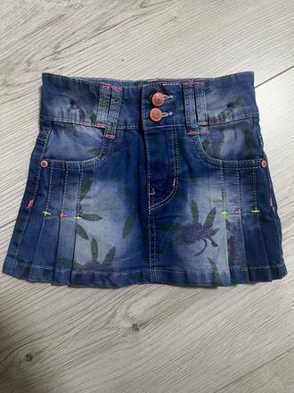 Skladaná rifľova sukňa, 110