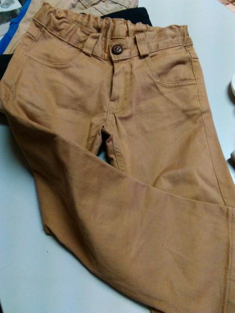 Parádne nohavice pre 3-4 r., 104–116