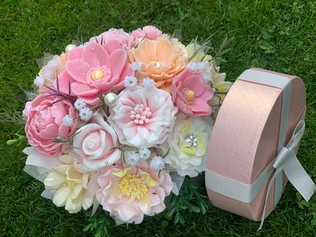 Mydlova kytica v boxe, 