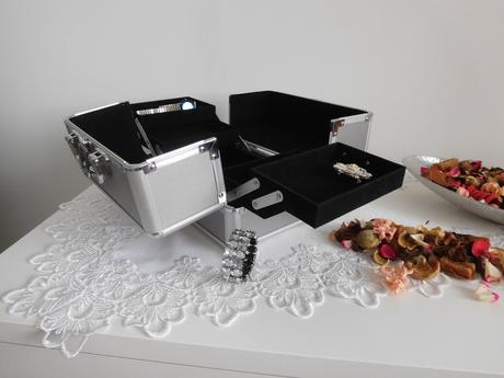 Kufrík na kozmetiku či šperky,, 