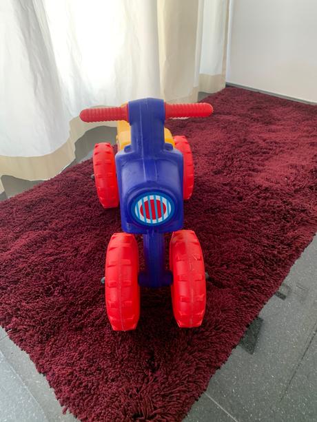 Detské kvalitne pevné odrážadlo do 25 kg,od 18 mes, 