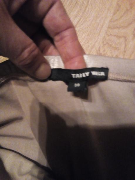 Zlate šaty tally weijl, tally weijl,s