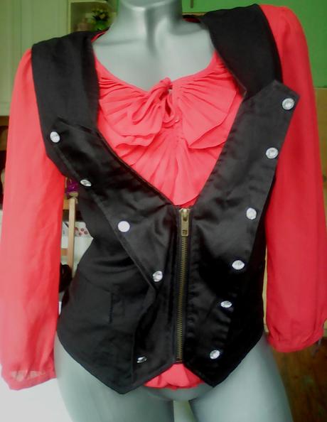 Stylova vesta - pc bola 50 eur, s