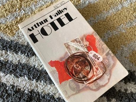 Hotel arthur hailey (1983), 