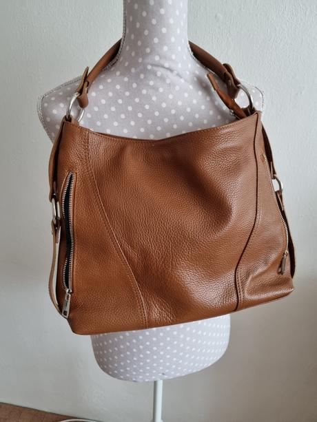 Kvalitná kožená  koňaková kabelka, 