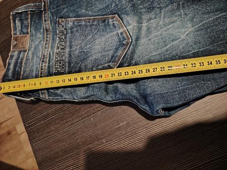 Rifle guess 25 veľkosť, guess,158