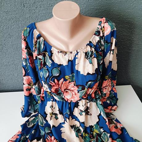 Kvietkovane saty, xl