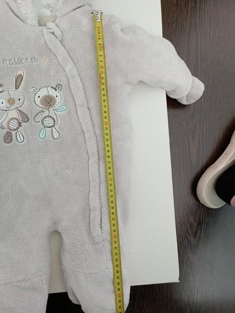 Hrubší overal na zimu veľ 6-9 mes., f&f,74