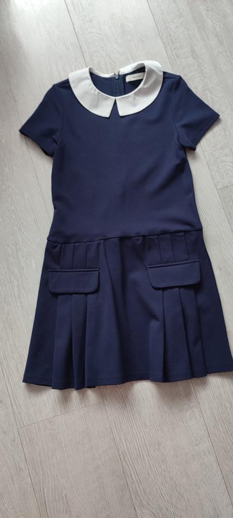 Štýlové šaty s limcekom, reserved,134