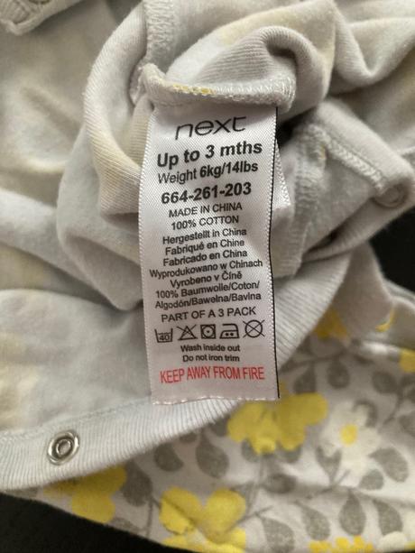 Kvalitné next pyzamka, pridam tričko a pančušky, next,50