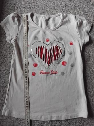 Tričko so srdiečkom, 104