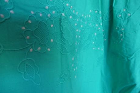 Yas original nadherne vysivane maxisaty vel. m/l, m