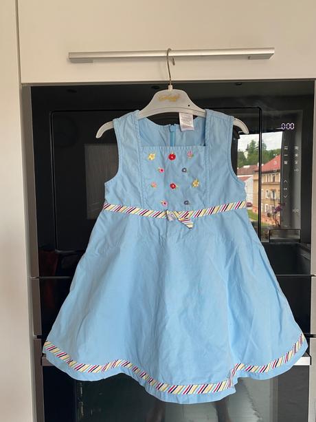 Dievčenské šaty velk., 104