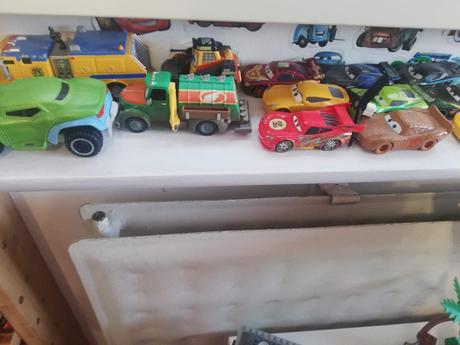 Ponúkam na predaj hot wheels, 