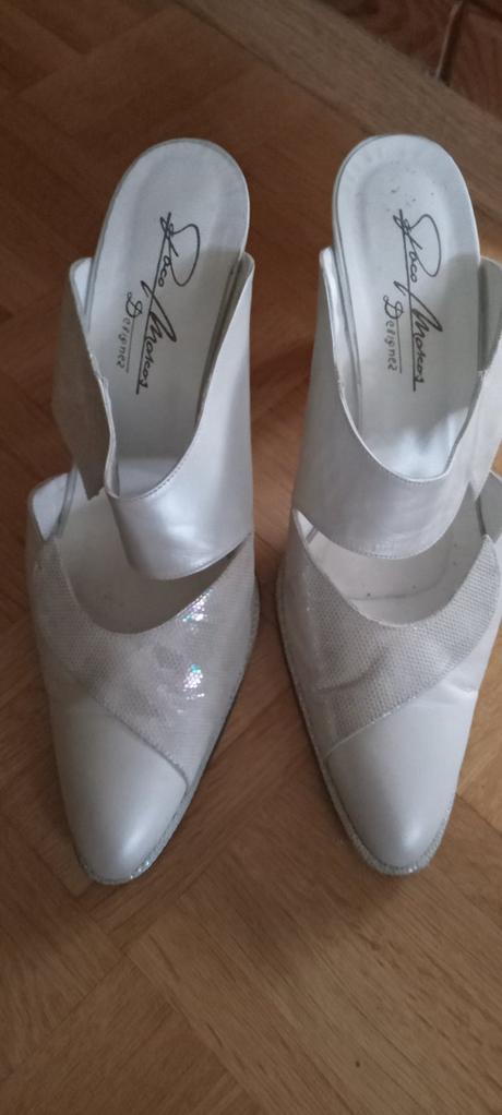 Biele kožené šľapky, 40