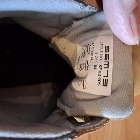 Topanky vyssie, s.a.m,34