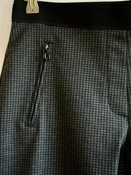 Čierne nohavice zn.christian berg veľ.40, 40