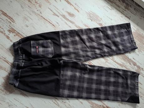 Športové nohavice šedé, 146