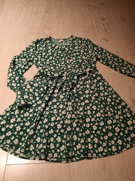 Kvetinkove saty, 158