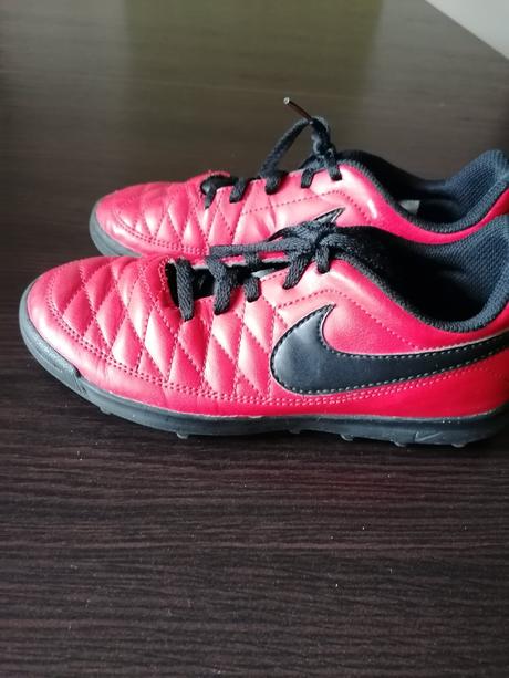Tenisky na futbal, nike,35