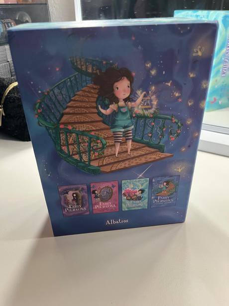 Emily pierková sada 4 kníh, 