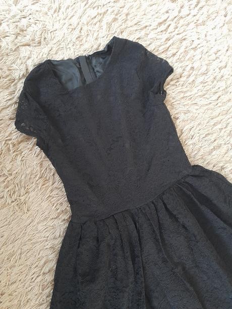 Krásne šaty, pepco,158