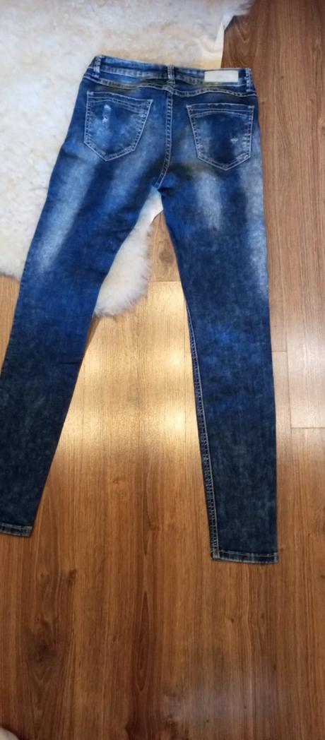 Džegínsy, new yorker,xs