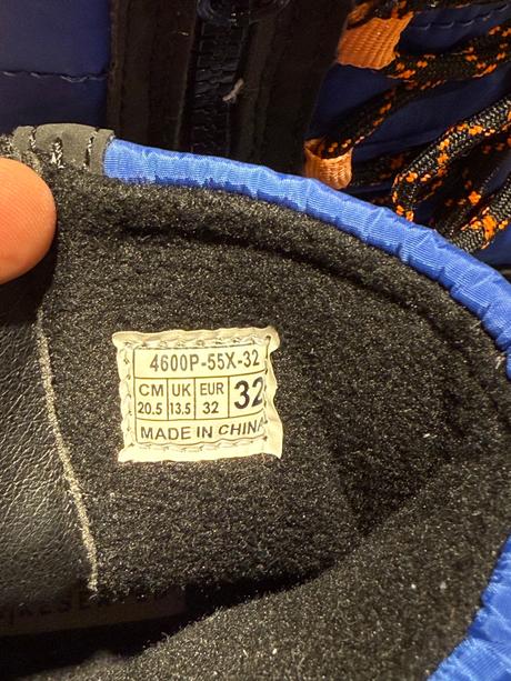 Zimné snehule reserved 32, reserved,32