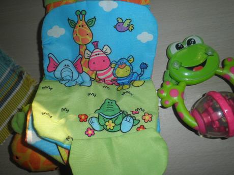 Knižka + žabka chicco, 